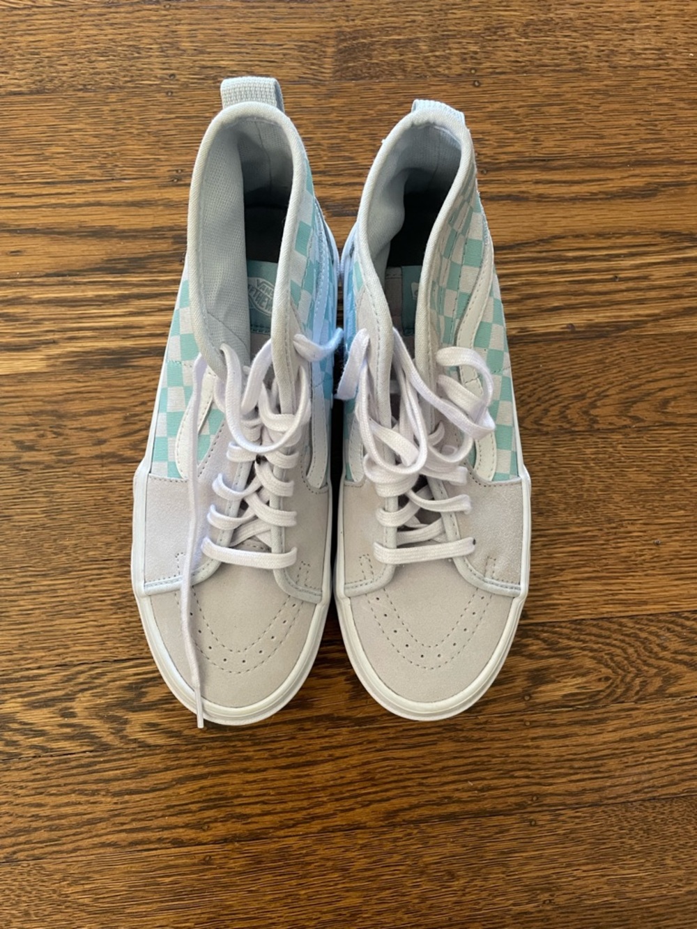 NWOT.  Vans Women’s white and blue Checkerboard High-Top Sneakers w gray suede.